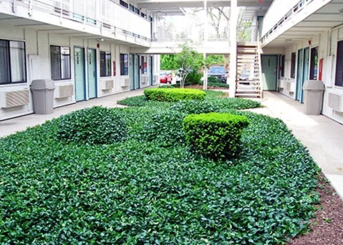 Hotel 6-schiller Park, Il - Chicago O'hare Schiller Park